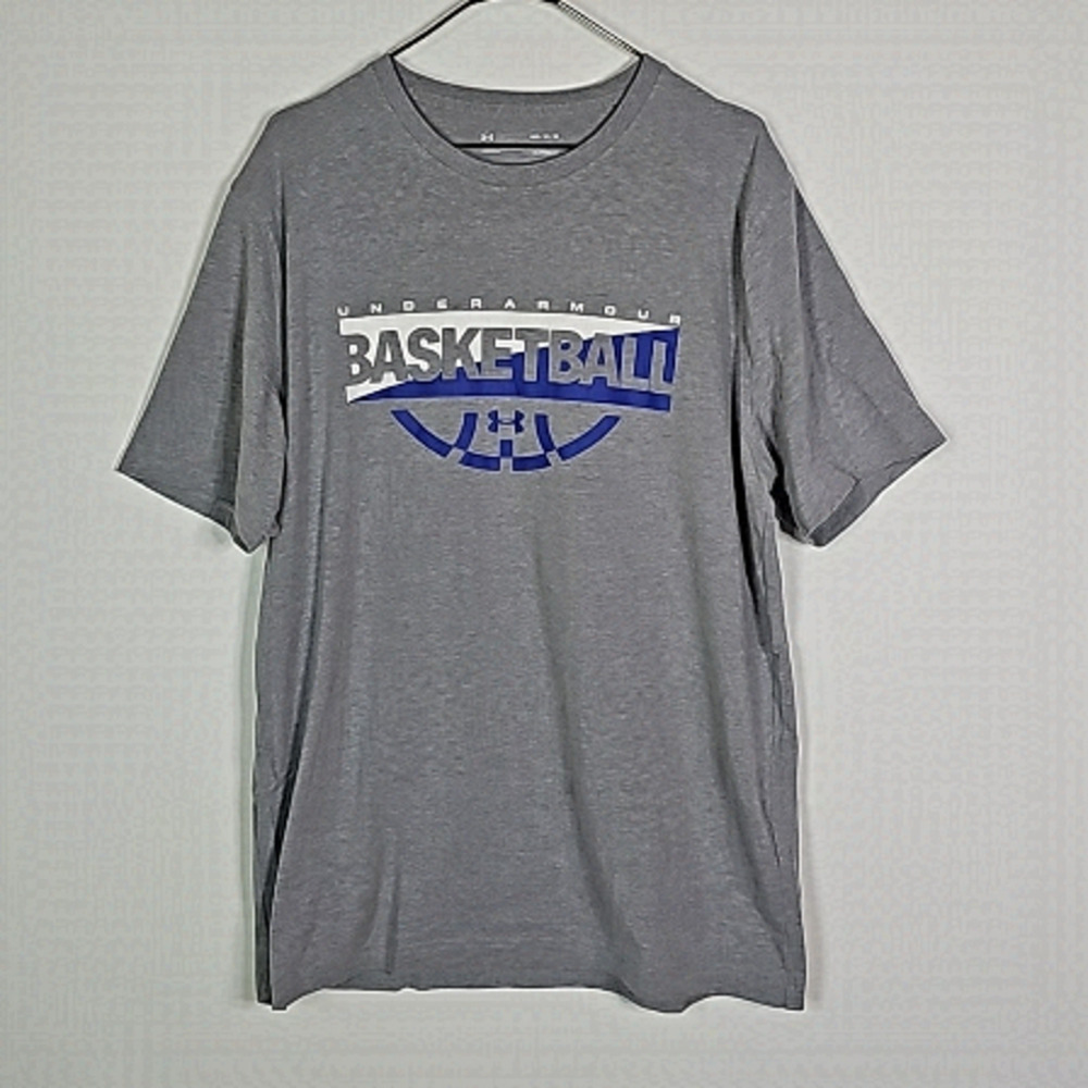 UNDER Armour heatgear medium gray loose fit basketball short sleeve shirt
